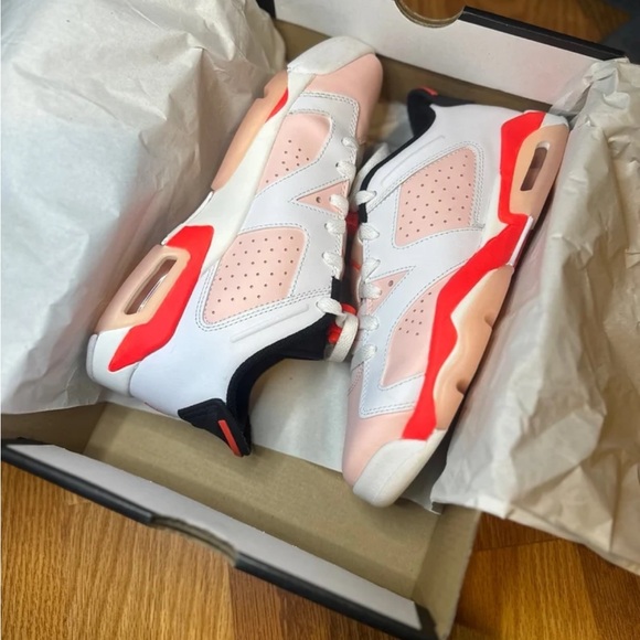 Jordan 6 retro low GS - Picture 2 of 6